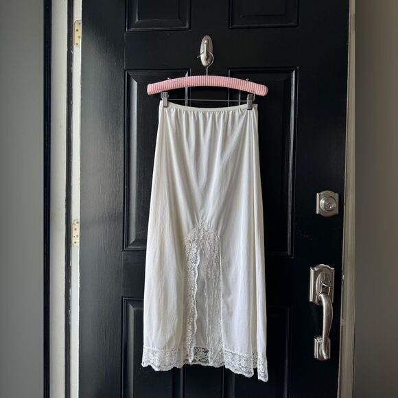 Other - VTG Opalaire Cream Lace Long Half Slip Size L